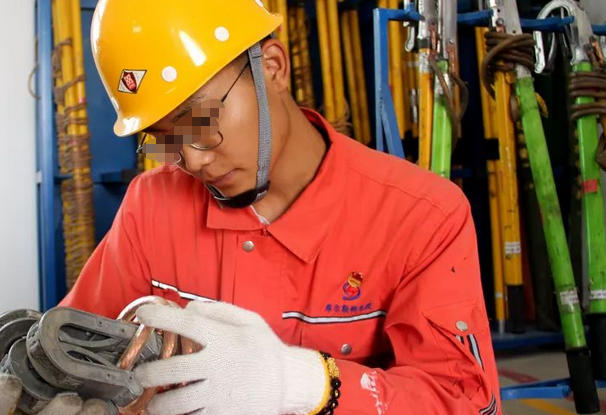 新乡材料员证报名费多少钱-新乡材料员证报名费多少